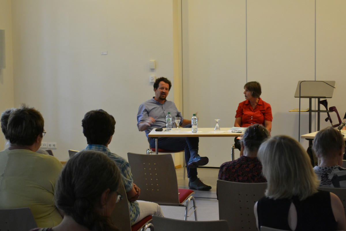 Podiumsdiskussion Ukrainekrieg_Zentralasien_2.jpg
